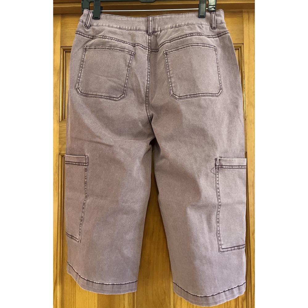 Flamingals Women's Purple Acid Wash Cargo Capri Sz Large - Picture 2 of 6